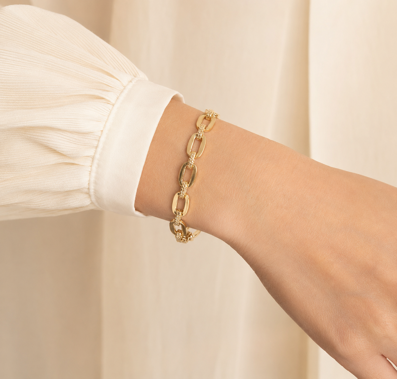 Model wearing Textured Link Gold Bracelet – Style B